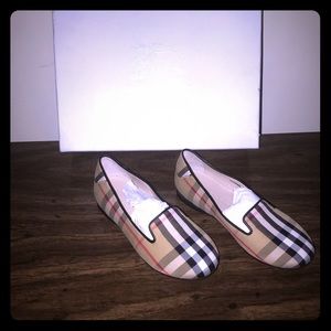 Burberry Girl Slip on